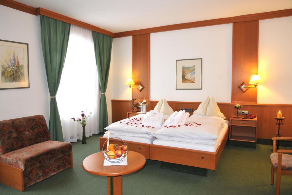 Hotel Zum Goldenen Hirschen Freistadt Exterior foto