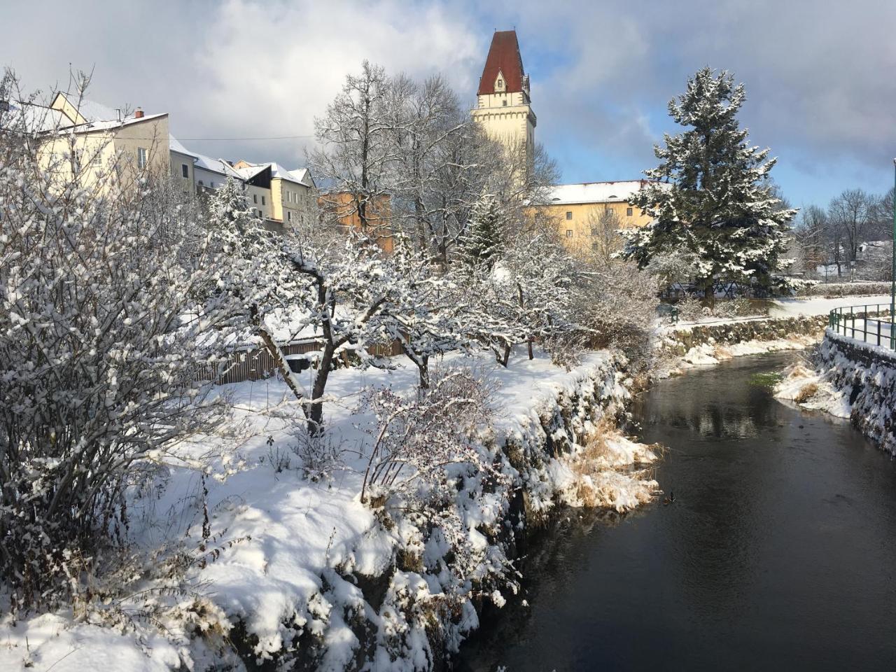 Hotel Zum Goldenen Hirschen Freistadt Exterior foto